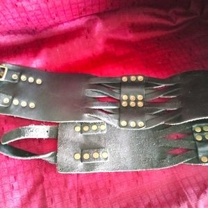 Renaissance style leather belt woman's
